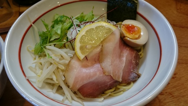 大津家 魚介ブラックつけ麺 (3)