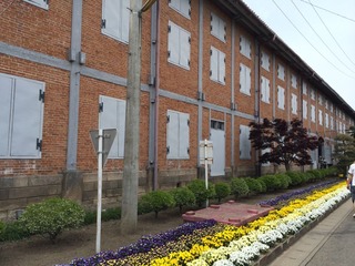 東繭倉庫