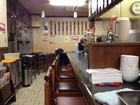 よかよ_店内