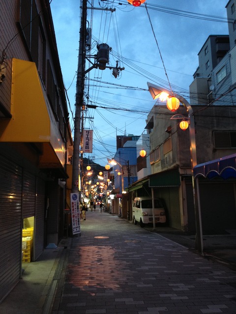 北井てっぺい_箕面駅