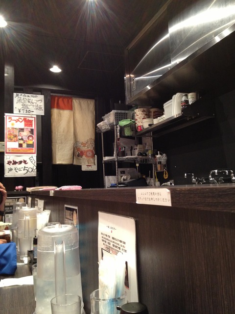 麺屋壱_店内