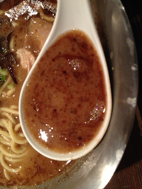 らーめん極_スープ