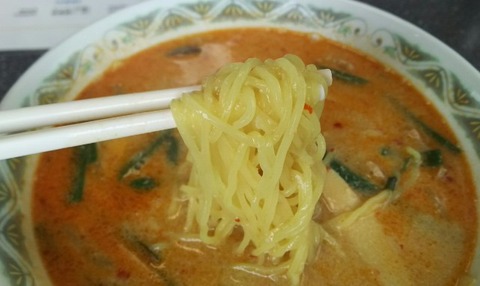 市川大野・菜華の担々麺