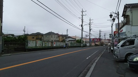 51号線ベルクス市川宮久保店そば