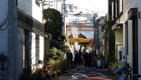 市川市国見湯火事