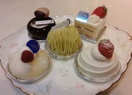 パティスリーツキのケーキ