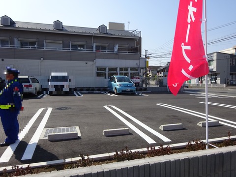 ドコモショップ市川インター店の駐車場