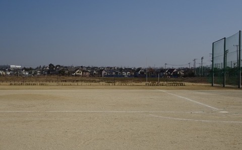 国分川調整池緑地の野球場