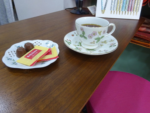 雑貨の店もえぎカウンター席