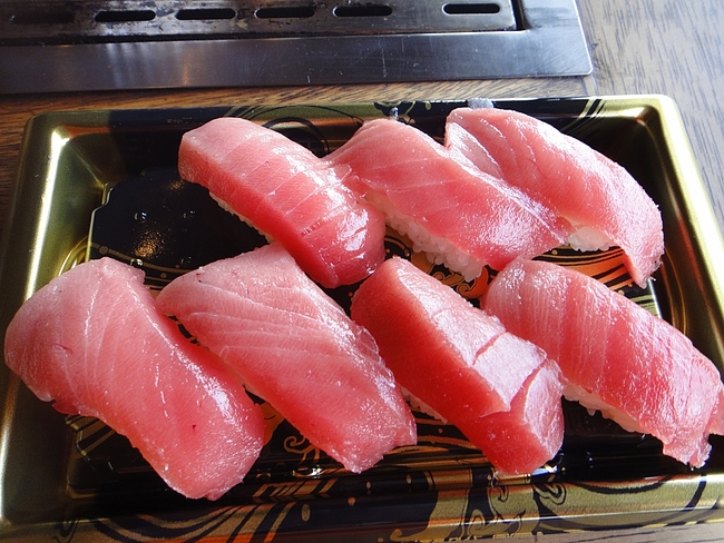 中トロのにぎり