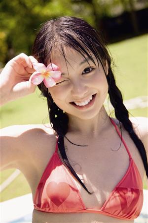 小池唯の水着画像 http://gazou.ero555.net/archives/3197510.html