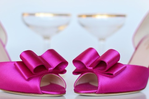pink-shoes-2107616_640