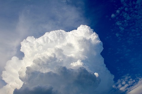 cumuli-1886998_640