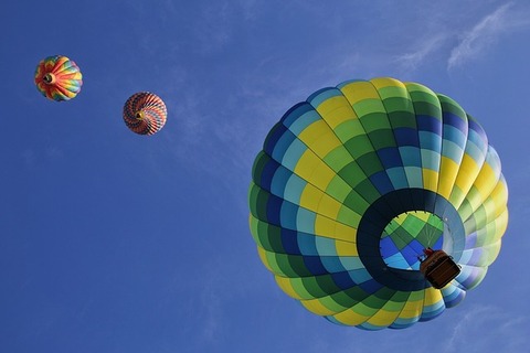 hot-air-balloons-1984308_640