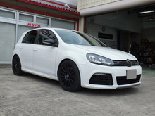 1f8f9608-s.jpg