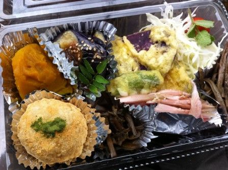 稲刈り用の弁当3