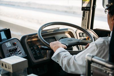 【衝撃】上司「ちょっといいか?」 バス運転手ワイ「はい」