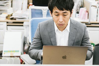 【悲報】ワイ会社員、妻に専業主夫にならないかと勧められる・・・