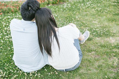 【衝撃】35歳の独身女性に告白したらwwwwww