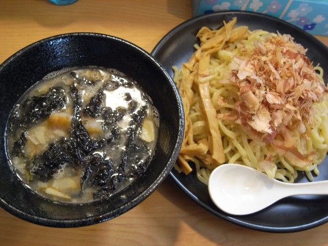 R1090974.JPG R1090974.JPG