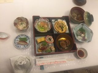 卍御膳