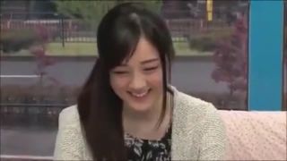 マジックミラー号で華奢なお姉様が淫らに腰を振りまくるセクロス