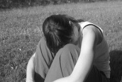 alone-279080_1280-300x203-250x169
