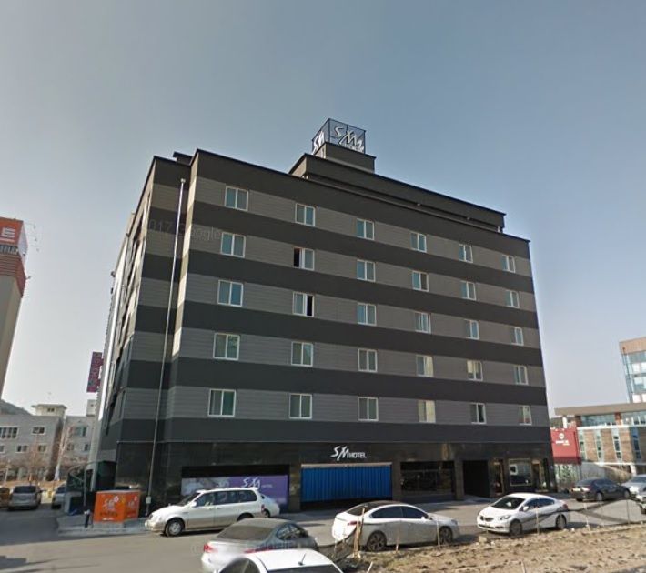 SM hotel