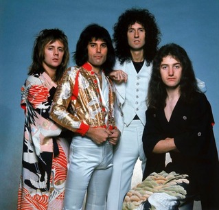 Queen1975