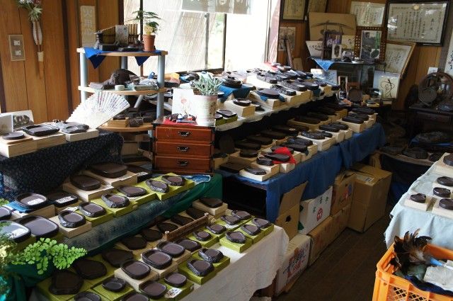 赤間硯の里 くすのき製硯（楠製硯） : 文房四宝の情報