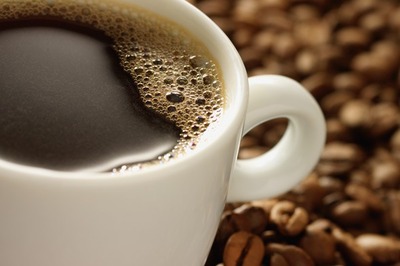 コーヒーは1日3杯以上飲め。長生きできるぞ。