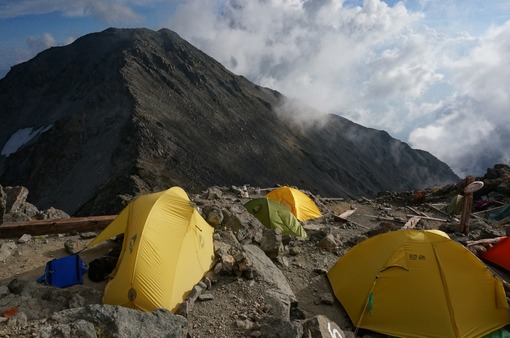 2013y10m05d_135420433