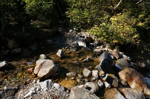 2013y12m07d_141355254