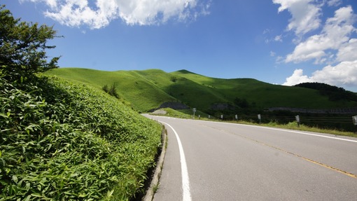 2012y11m18d_192758233