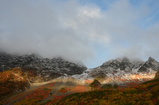 2012y11m18d_211607447