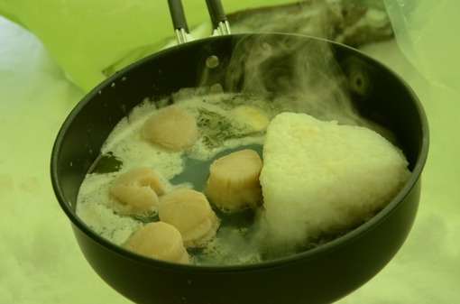 2013y05m21d_170753580