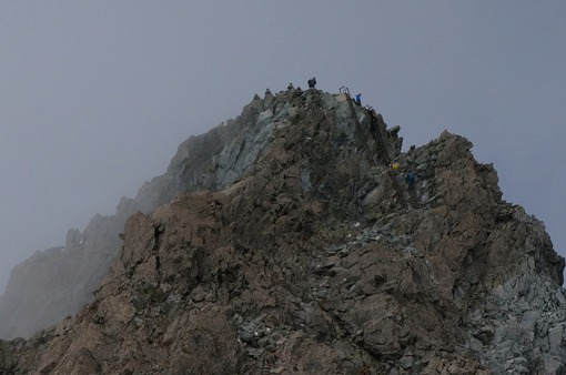 2013y10m05d_135355863