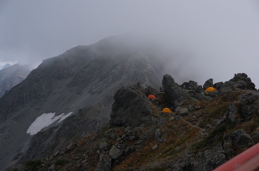 2013y10m05d_135319016