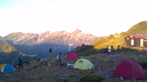 2012y11m18d_102647696