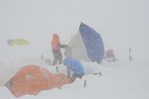 2013y05m21d_170949779