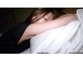 【画像】吉木りさ ナイススレンダーにぴったりニットがセクシー!ソファの上に下着姿でゴロン