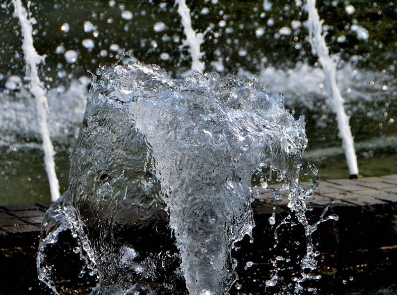 image002