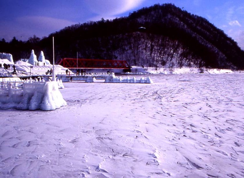 image002