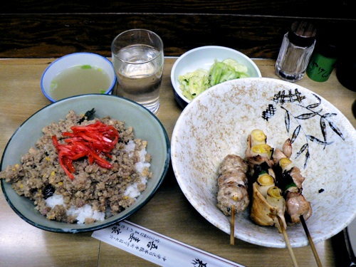 やきとりそぼろどん