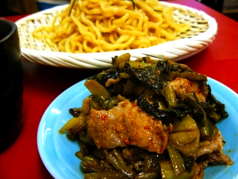 ざるやよい麺肉UP