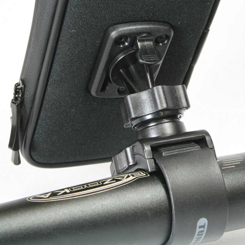 iPhone 5もGALAXY SIIIにも対応!自転車用のモバイルマウントホルダー【イケショップのレアもの】