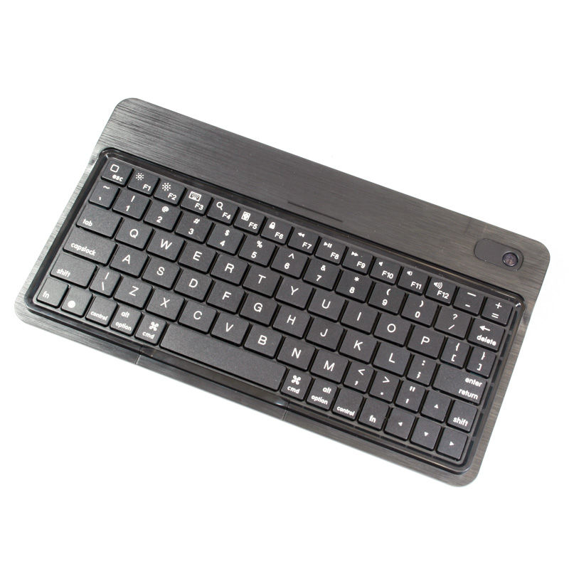 スタンド&カバーにキーボード! iPadを使い倒せるガジェット登場【イケショップのレア物】