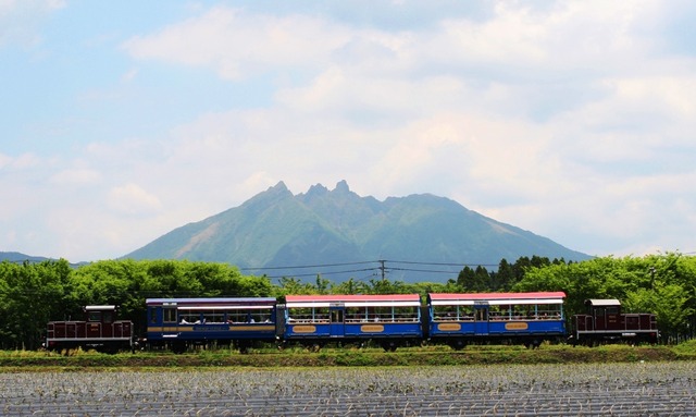 02_火_南阿蘇鉄道　根子岳とトロッコ列車