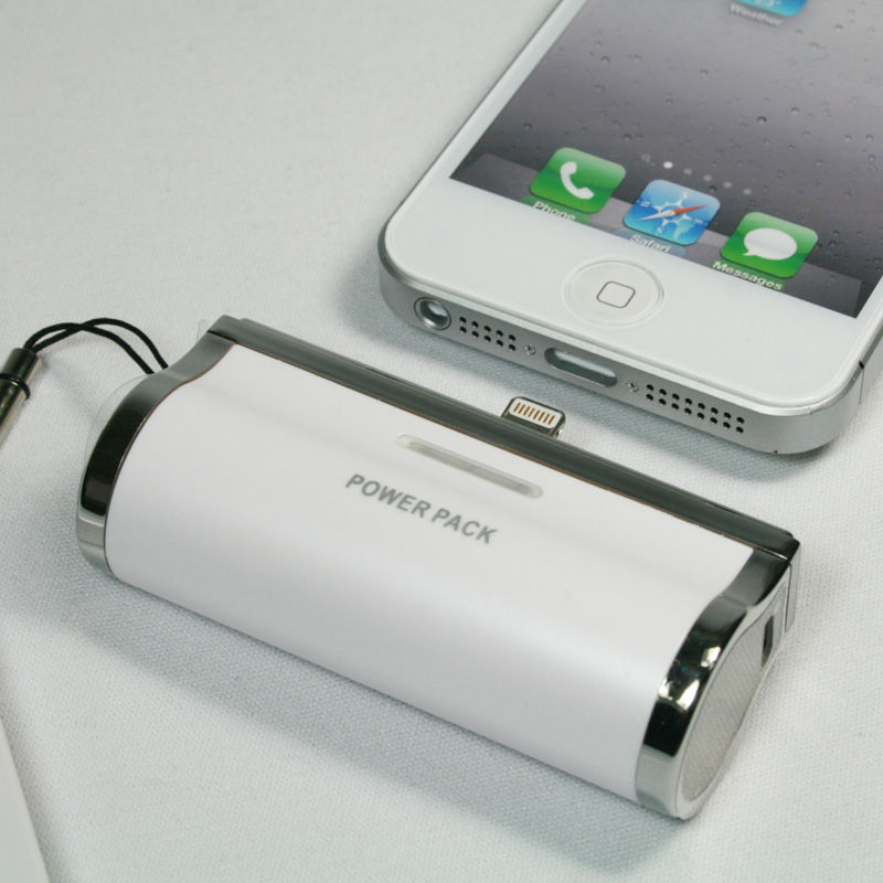ケーブル不要でiPhone 5を充電できる!Lightningコネクター付きモバイルバッテリー【イケショップのレア物】