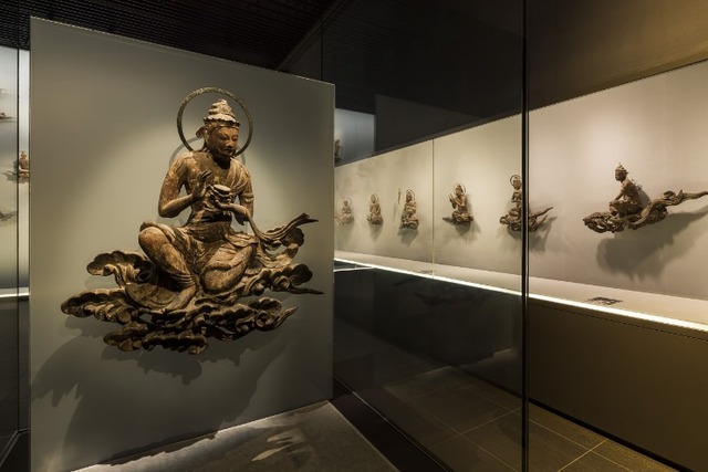 「平等院ミュージアム鳳翔館」に展示されている雲中供養菩薩像